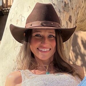 Meet your Posher, Hannah